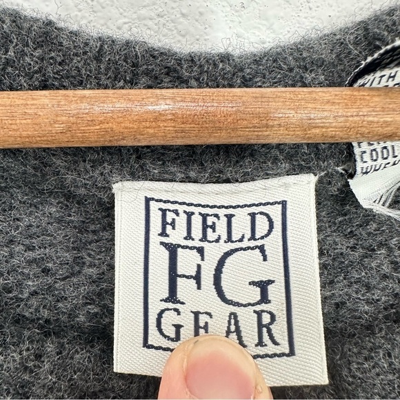 Field Gear Men's Size Large Crewneck Sweater Moose Cabincore Lambswool Grey - Picture 3 of 7